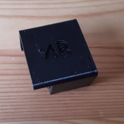 Bọc bảo vệ cho nút bấm đồng hồ đo trong hộp dụng cụ