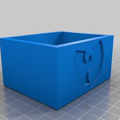 Hộp Wu-Tang có nắp với logo đặc trưng