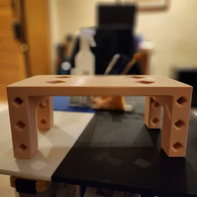 Giá đỡ màn hình với khe ánh sáng LED