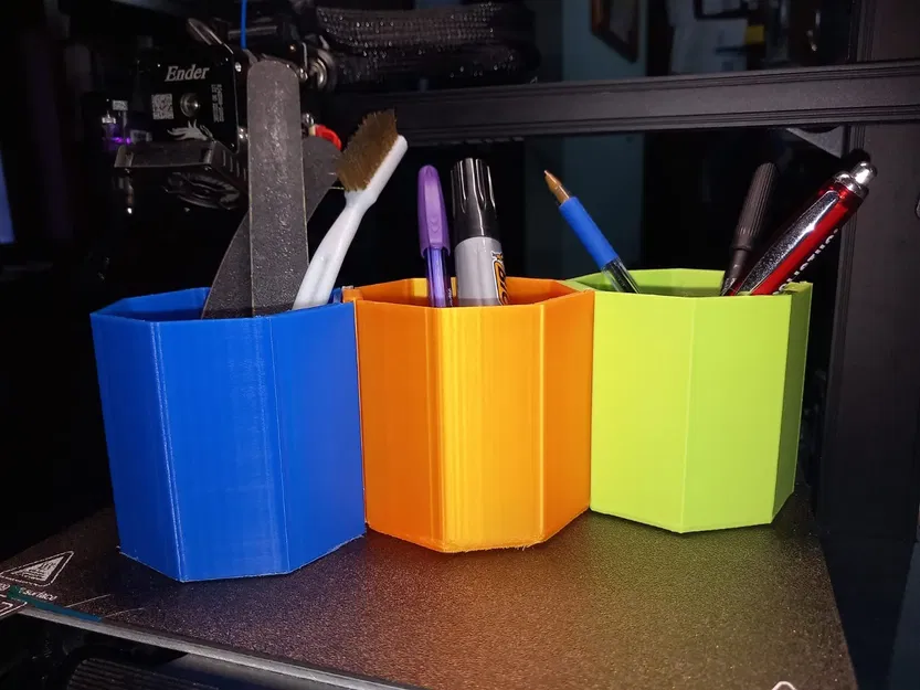 Giá đỡ bút với ba kích thước khác nhau - Image 3