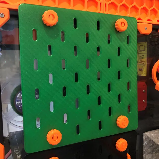 Bảng Pegboard IKEA SKADIS 200x200MM / 360x360MM - Image 1