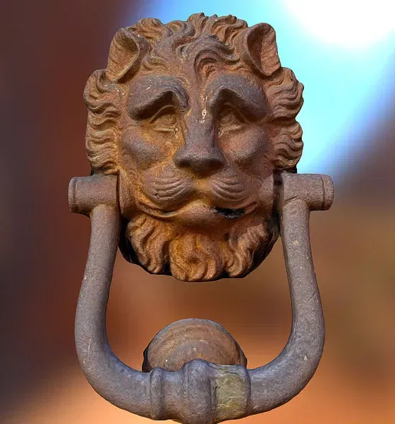 Móc cửa hình đầu sư tử trang trí tường - Image 3