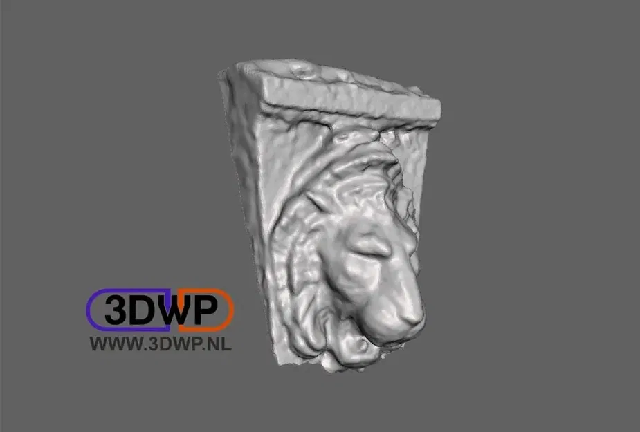 Tượng sư tử treo tường quét 3D từ Parque del Retiro - Image 1