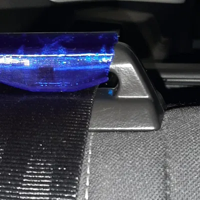 Cải tiến hướng dẫn dây an toàn cho Ford Escape 2019 ZG