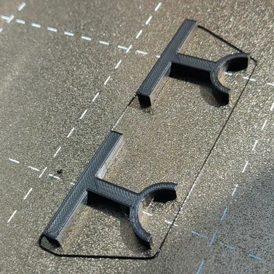 Giá đỡ giữ pin-wheel không xoay giữa các móc treo