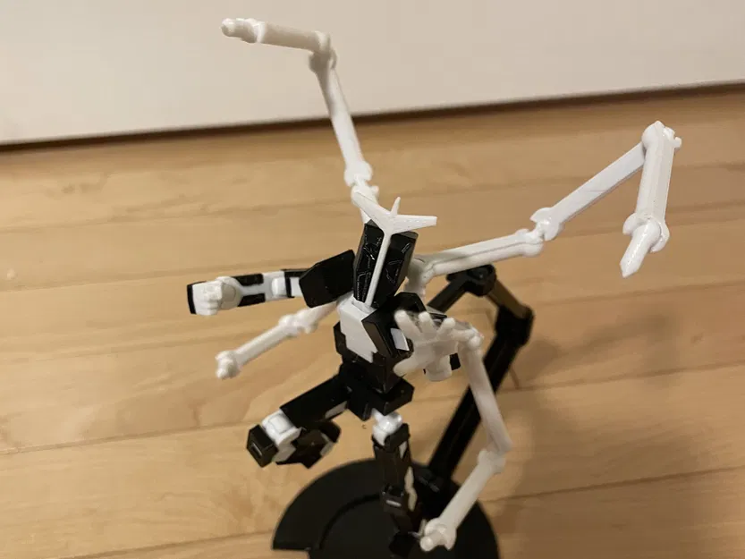 Nâng cấp đế trưng bày Lucky 13 với khớp nối bổ sung - Image 1