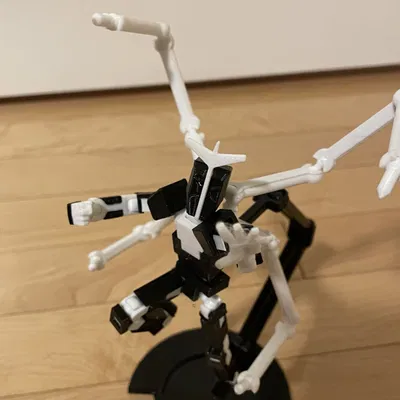 Nâng cấp đế trưng bày Lucky 13 với khớp nối bổ sung