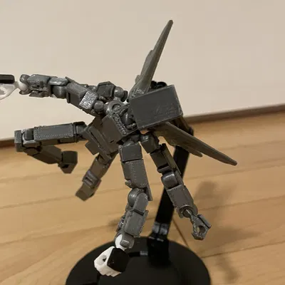 Nâng cấp đế trưng bày Lucky 13 với khớp nối bổ sung