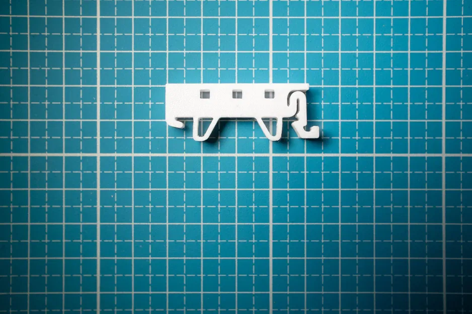 Kẹp ray DIN với khe cho đai ốc hex M3 - Image 2