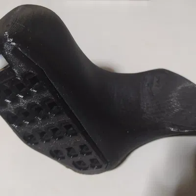 Bản remix bàn phím mèo với cảm biến chuột PMW3610