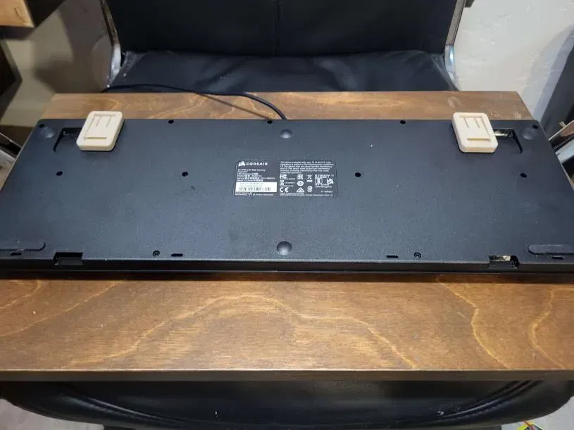 Chân đế cho bàn phím gập lại - Image 3