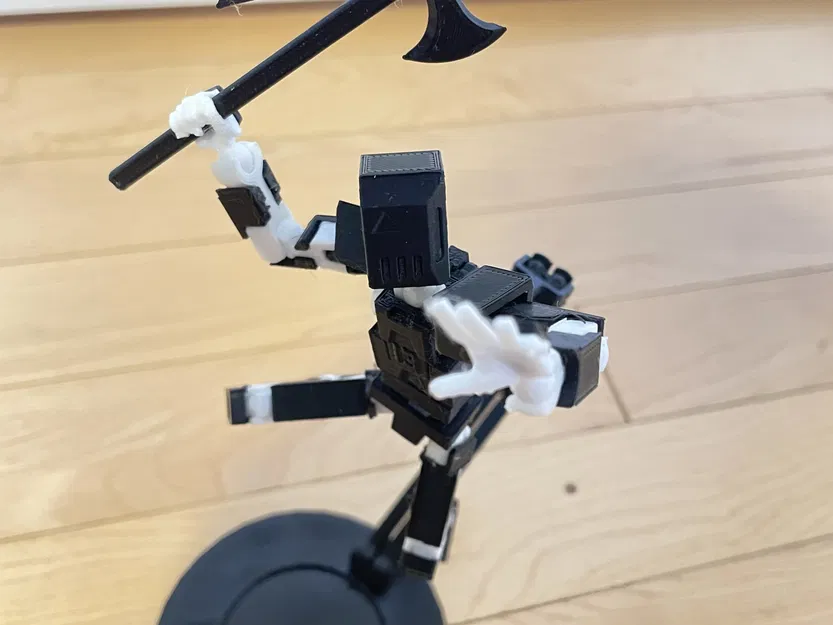 Đầu hình tam giác cho nhân vật Lucky 13 - Image 2