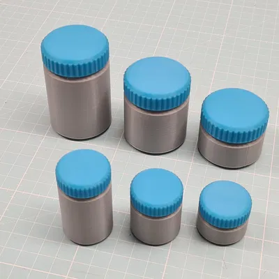 Hộp đựng thuốc và container ngoài trời đa dạng kích thước