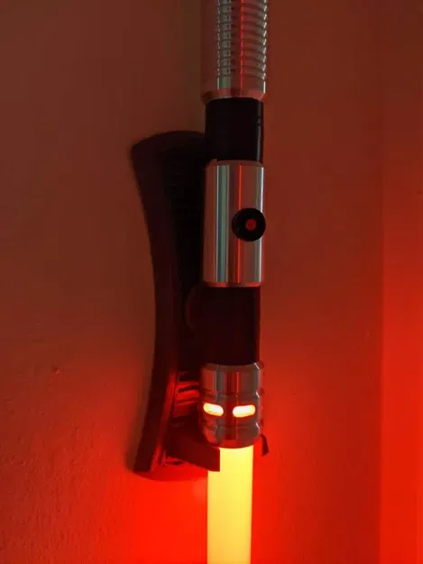 Giá đỡ gắn tường cho kiếm ánh sáng trong Star Wars - Image 9