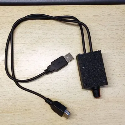Vỏ chứa bộ điều chỉnh điện áp PWM với cổng USB