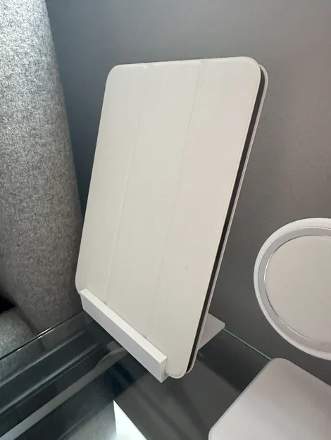 Giá đỡ đơn giản cho iPad Mini với không gian cho ốp thông minh - Image 1