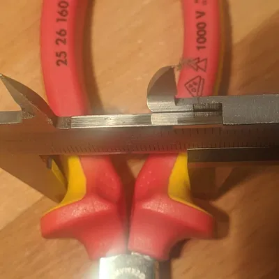 Giá đỡ tường Knipex tùy chỉnh cho kìm VDE