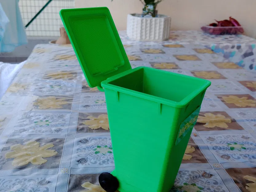 Giá đỡ bút hình hộp với nắp mở dễ thương - Image 1