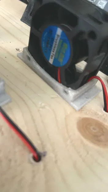 Giá đỡ quạt làm mát 4020 cho quạt 40x40x20mm DC 12V/24V 2-Pin - Image 4