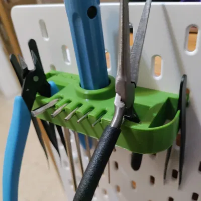 Giá đỡ công cụ SKADIS cho máy in 3D tại nhà