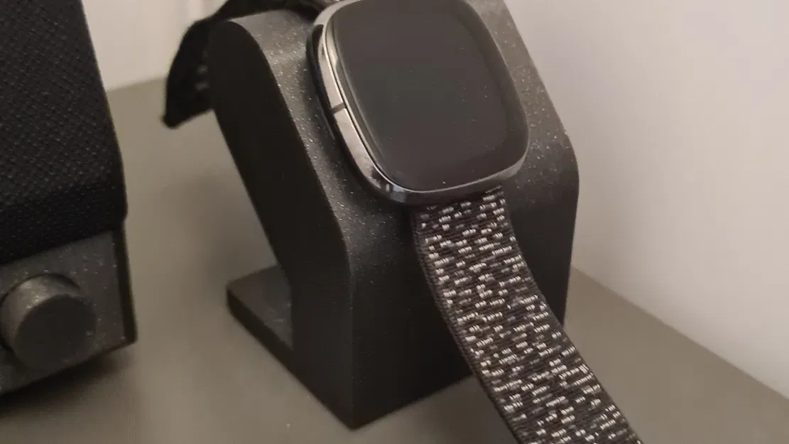 Đế sạc Fitbit Sense cho thiết bị đeo thông minh - Image 1