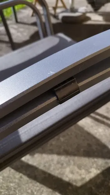 Cale giữa các ghế vườn để tránh va chạm khi xếp chồng - Image 8