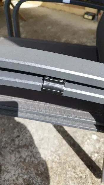 Cale giữa các ghế vườn để tránh va chạm khi xếp chồng - Image 11