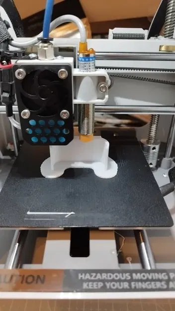 Cale giữa các ghế vườn để tránh va chạm khi xếp chồng - Image 13