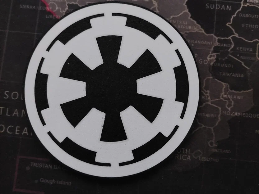 Đế ly phong cách Đế chế trong Star Wars - Image 1