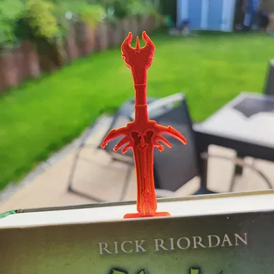 Đánh dấu sách hình kiếm huyền thoại thời trung cổ