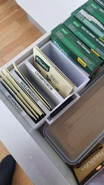 Giá đỡ lưu trữ túi sốt Knorr với kệ công thức - Image 1