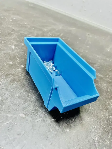 Hộp chứa ốc vít và đinh tán với giá treo tường - Image 1