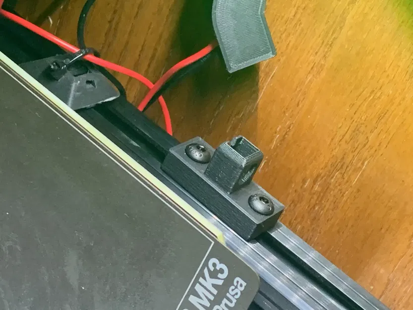 Giá đỡ thanh đèn LED dọc cho máy in Prusa MK4 - Image 2