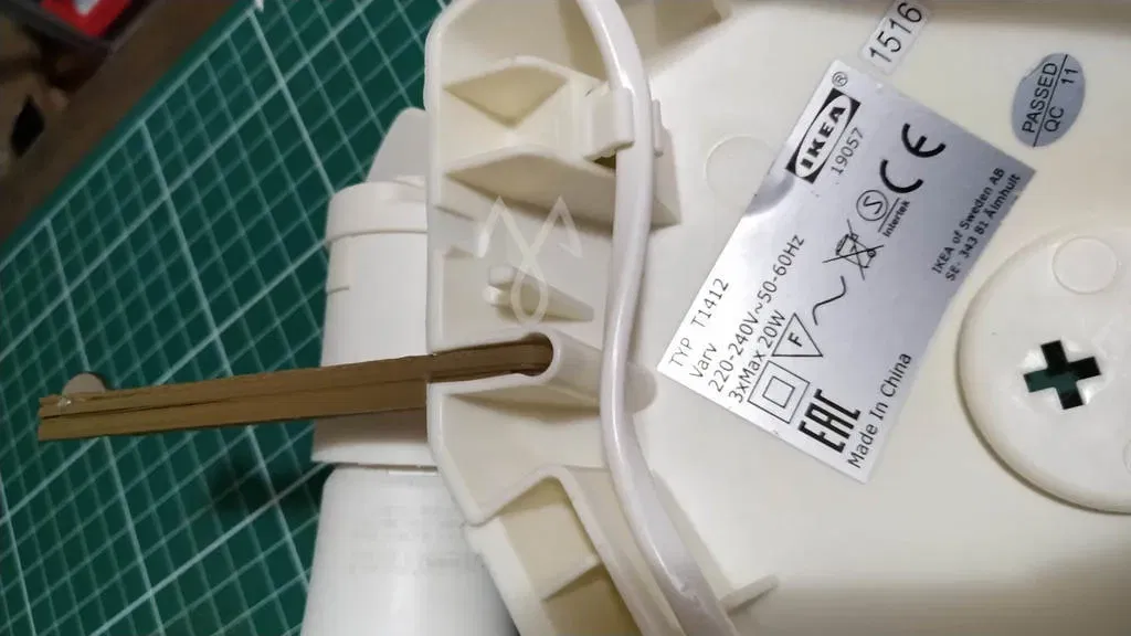 Thay thế tay đỡ cho đèn trần VARV của IKEA - Image 3