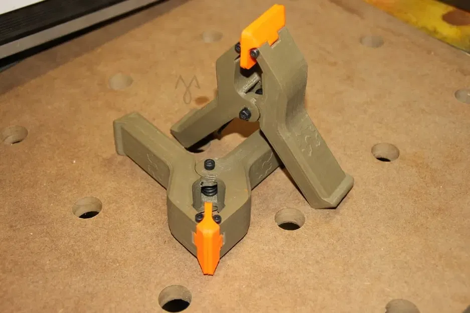 Kẹp lò xo chắc chắn cho công việc làm gỗ - Image 1