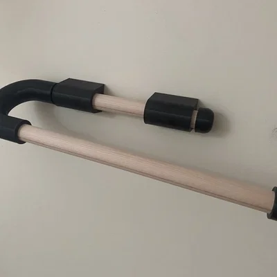 Giá đỡ khăn giấy treo tường bằng gỗ