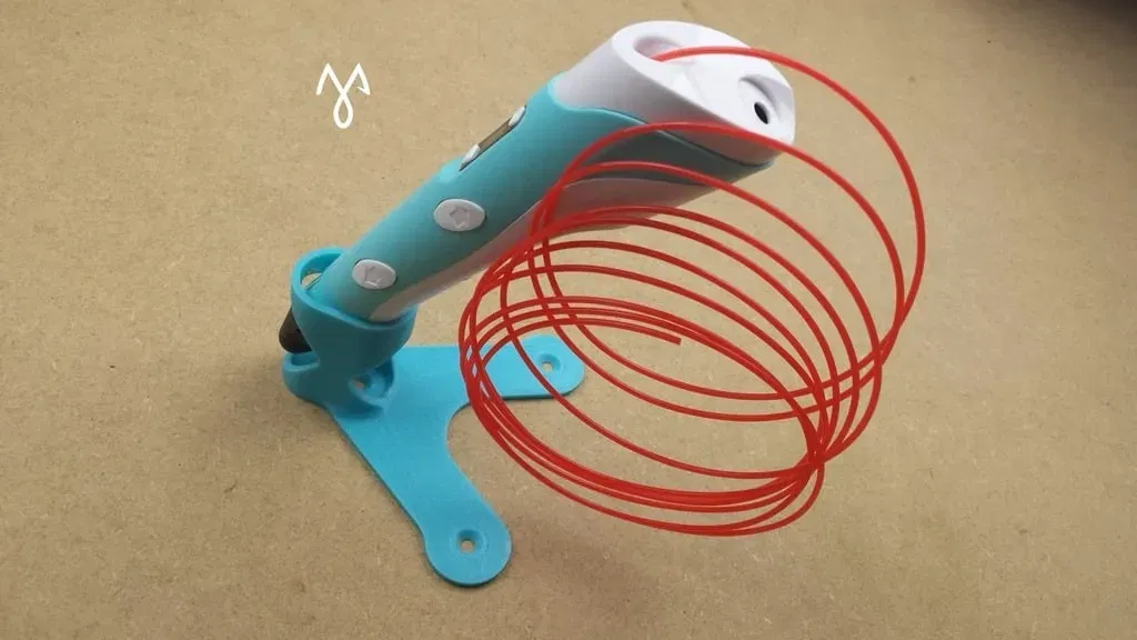 Giá đỡ bút 3D 7Tech chắc chắn và ổn định - Image 1