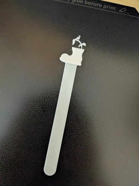 Giá đỡ sách Wall-E với giày và cây in 3D - Image 2