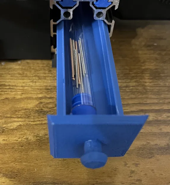 Hộc đựng nhựa Ender 3 V2 với nắp cuối gắn liền - Image 1