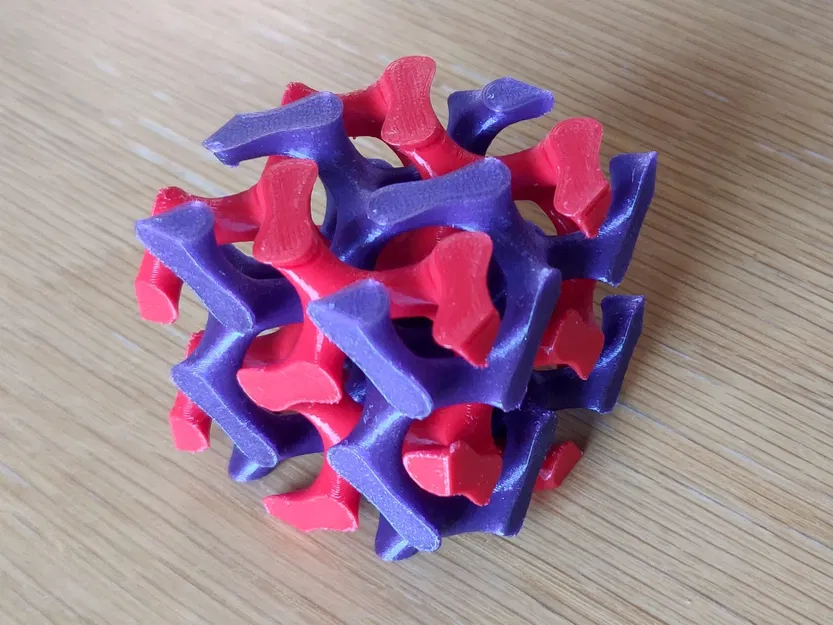 Cấu trúc bề mặt tối thiểu Gyroid theo đồ thị Laves - Image 1