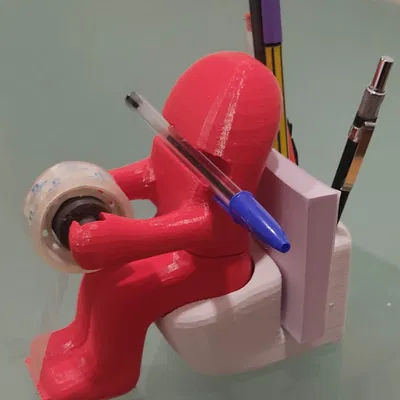 Giá đỡ đồ dùng văn phòng vui nhộn cho nhà vệ sinh