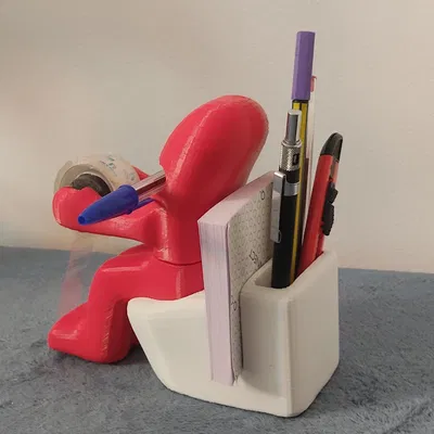 Giá đỡ đồ dùng văn phòng vui nhộn cho nhà vệ sinh