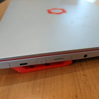 Đệm dưới cho laptop Framework giúp tản nhiệt