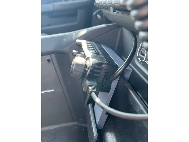 Bảng gắn Wouxun KG-1000G Plus cho Ram 2500 2019 - Image 4