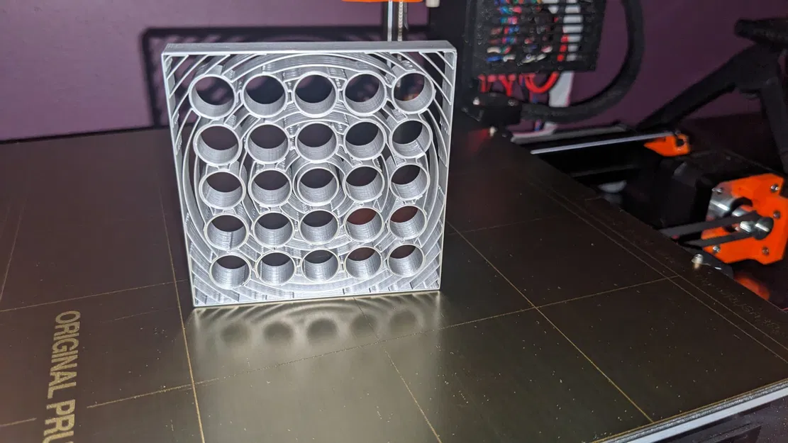 Giá đỡ bút Uni Pin cho bàn làm việc văn phòng - Image 4