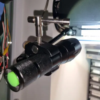 Điểm gắn thêm cho tay cầm ma thuật trên gỗ