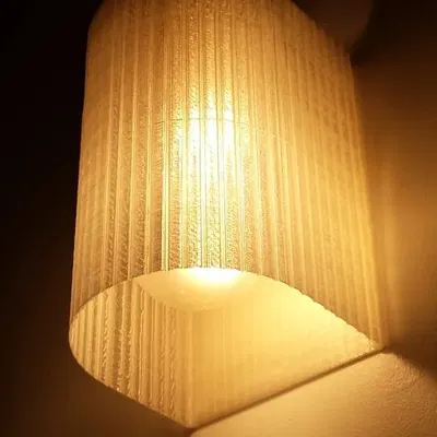 Đèn chụp hiện đại với thiết kế sọc nhẹ nhàng