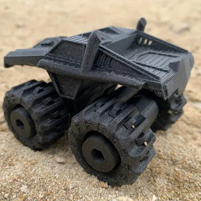 Xe tải quái vật DedoYaga với kích thước tùy chỉnh