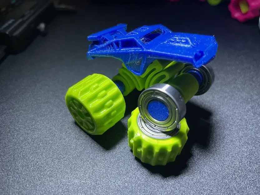 Xe tải quái vật nhỏ in PETG với lốp Fiberlogy 40D - Image 2