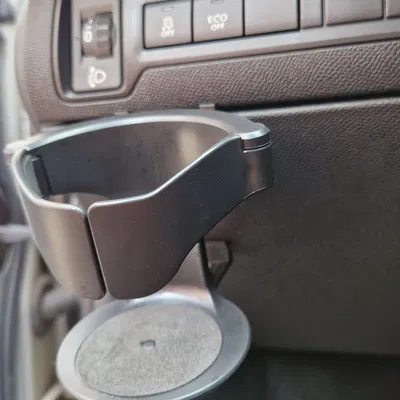 Giá đỡ cốc cho vị trí lái xe Peugeot 308 T9